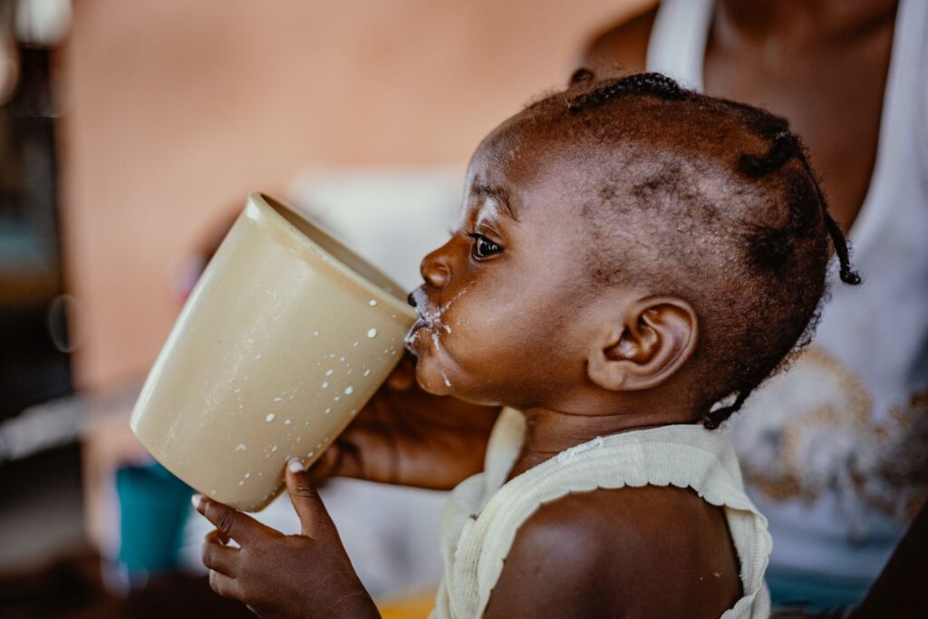 Nothilfe Unterernährung Angola Dürre Milch