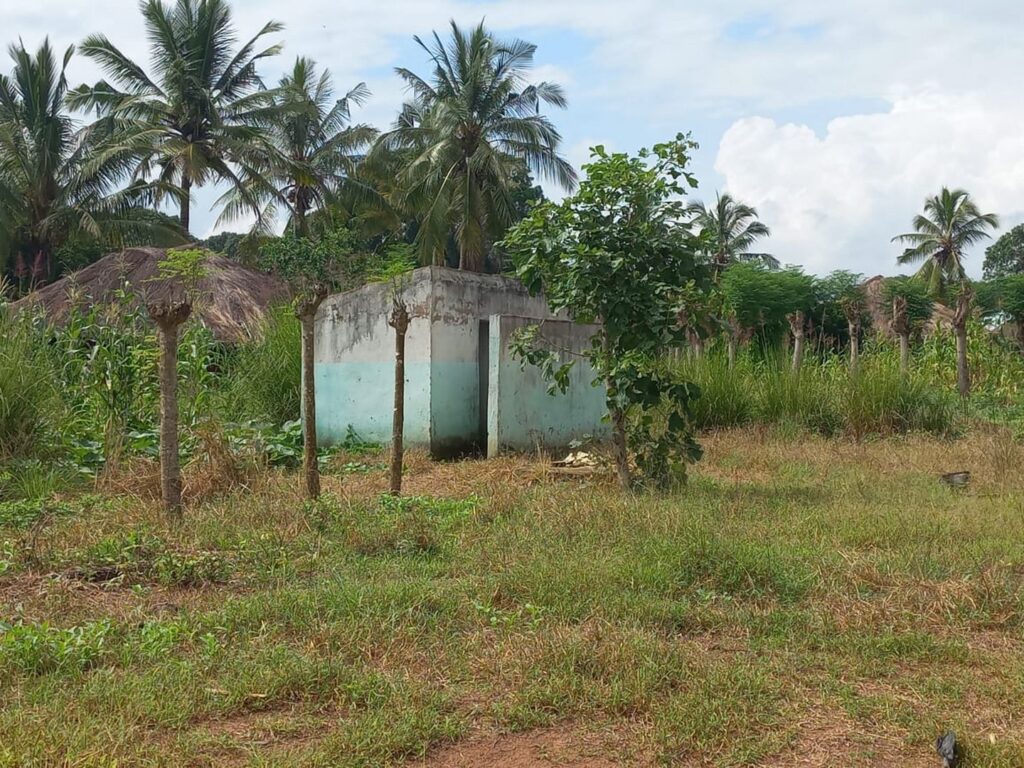 Primarschule Namitil Mosambik Cabo delgado Montepuez WASH Latrinen